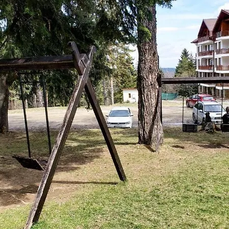 In Semiramida Gardens - 8,10,28