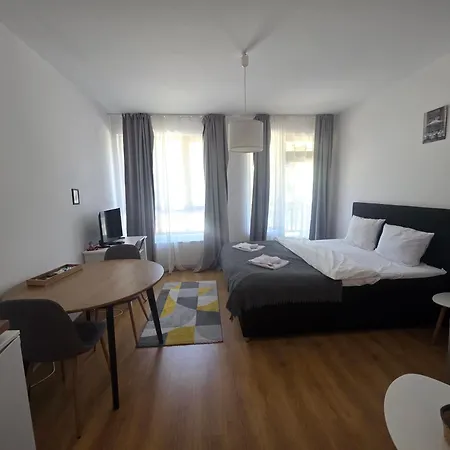 Апартамент In Semiramida Gardens - 8,10,28