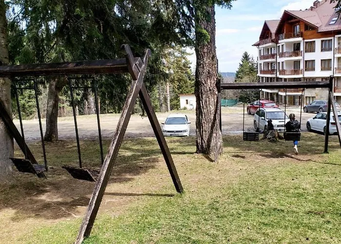 In Semiramida Gardens - 8,10,28