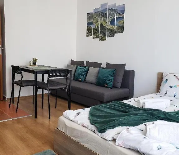 Apartament In Semiramida Gardens - 8,10,28 *