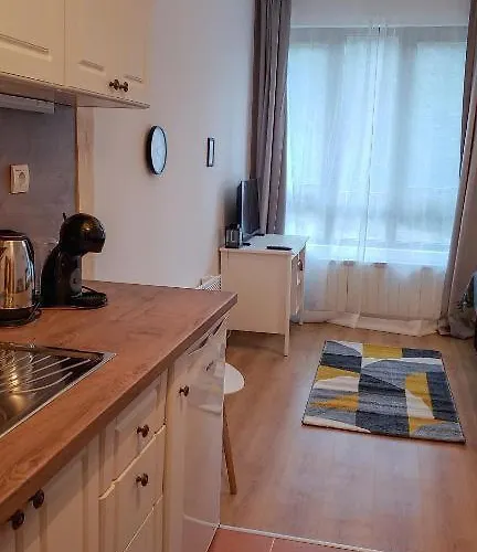 In Semiramida Gardens - 8,10,28 Apartament